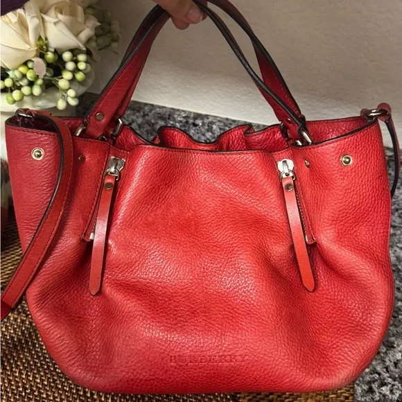 Beautiful BURBERRY bucket bag Red Leather Women's Bag - Picture 1 of 16